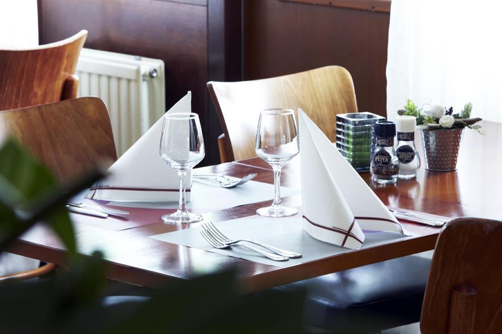 Campanile Hotel & Restaurant 'S Hertogenbosch Ден Бош Екстериор снимка